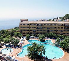 Hotel 4* en Almu�ecar ideal para vacaciones en familia - La Herradura - GRANADA